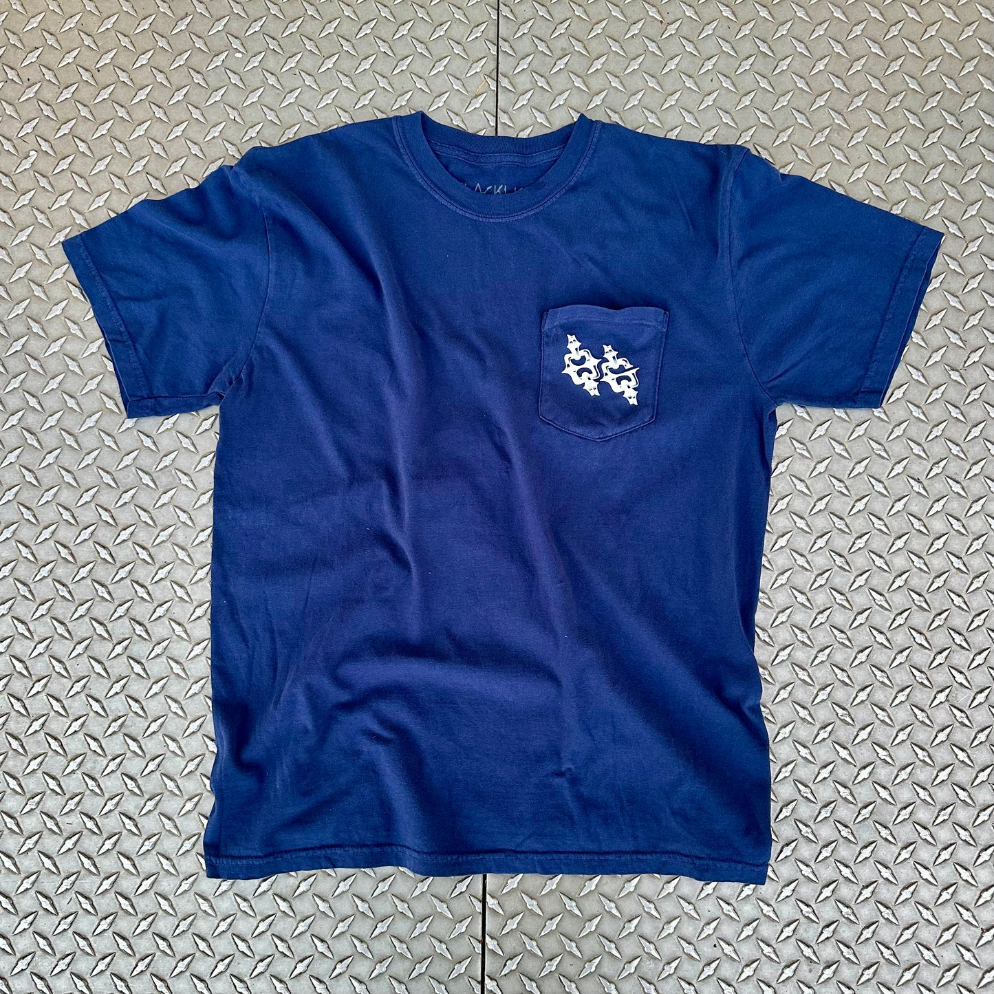 86 CHAIN POCKET TEE