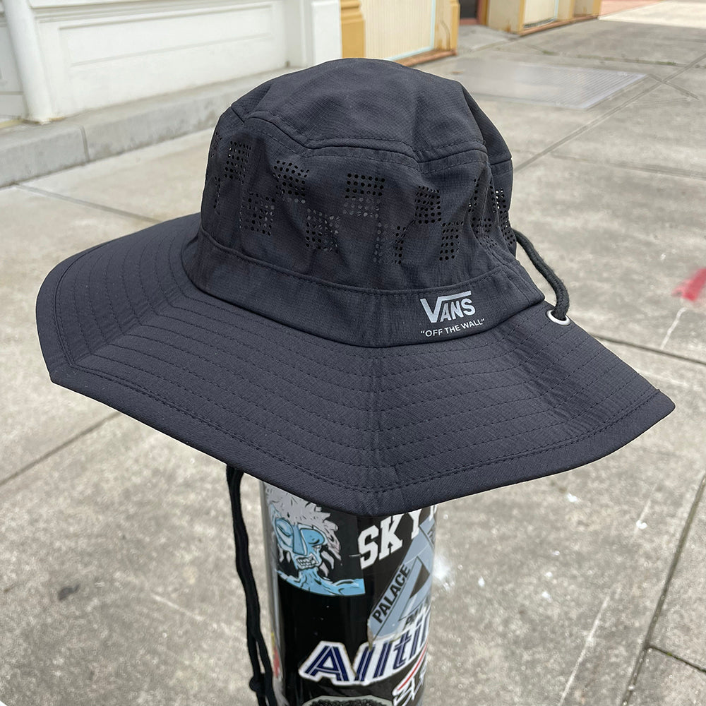 OUTDOORS BOONIE NYLON BUCKET HAT