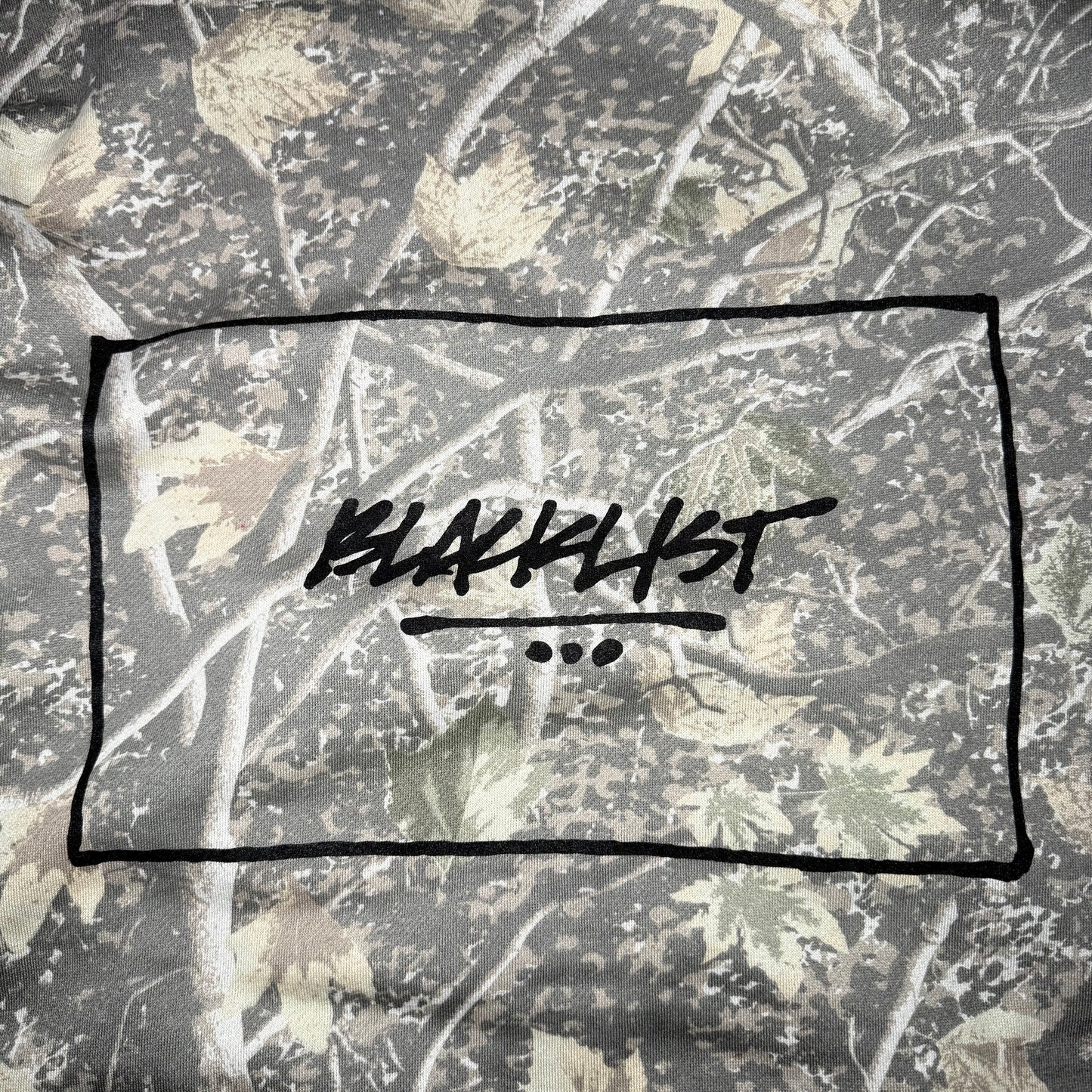 3 DOT PULLOVER HOODIE