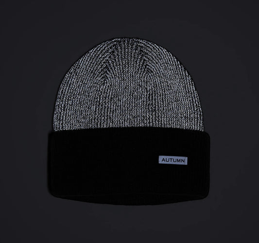 BLACK REFLECTIVE BEANIE