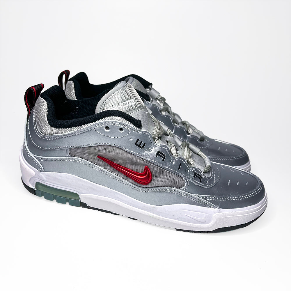 AIR MAX ISHOD (SILVER BULLET)