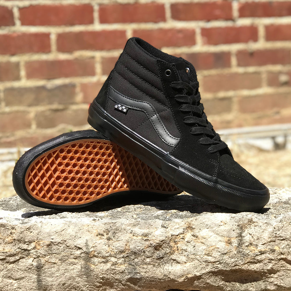 SKATE SK8-HI (BLACK/BLACK)