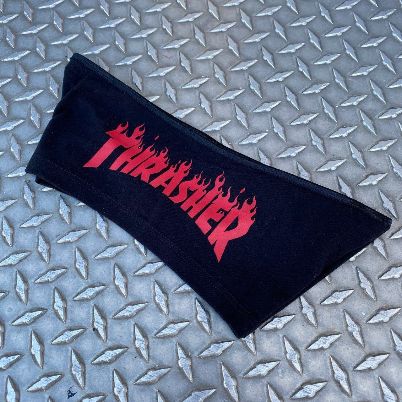 FLAME LOGO HOT SHORTS