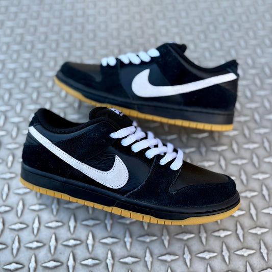 DUNK LOW PRO (BLACK/WHITE/GUM)