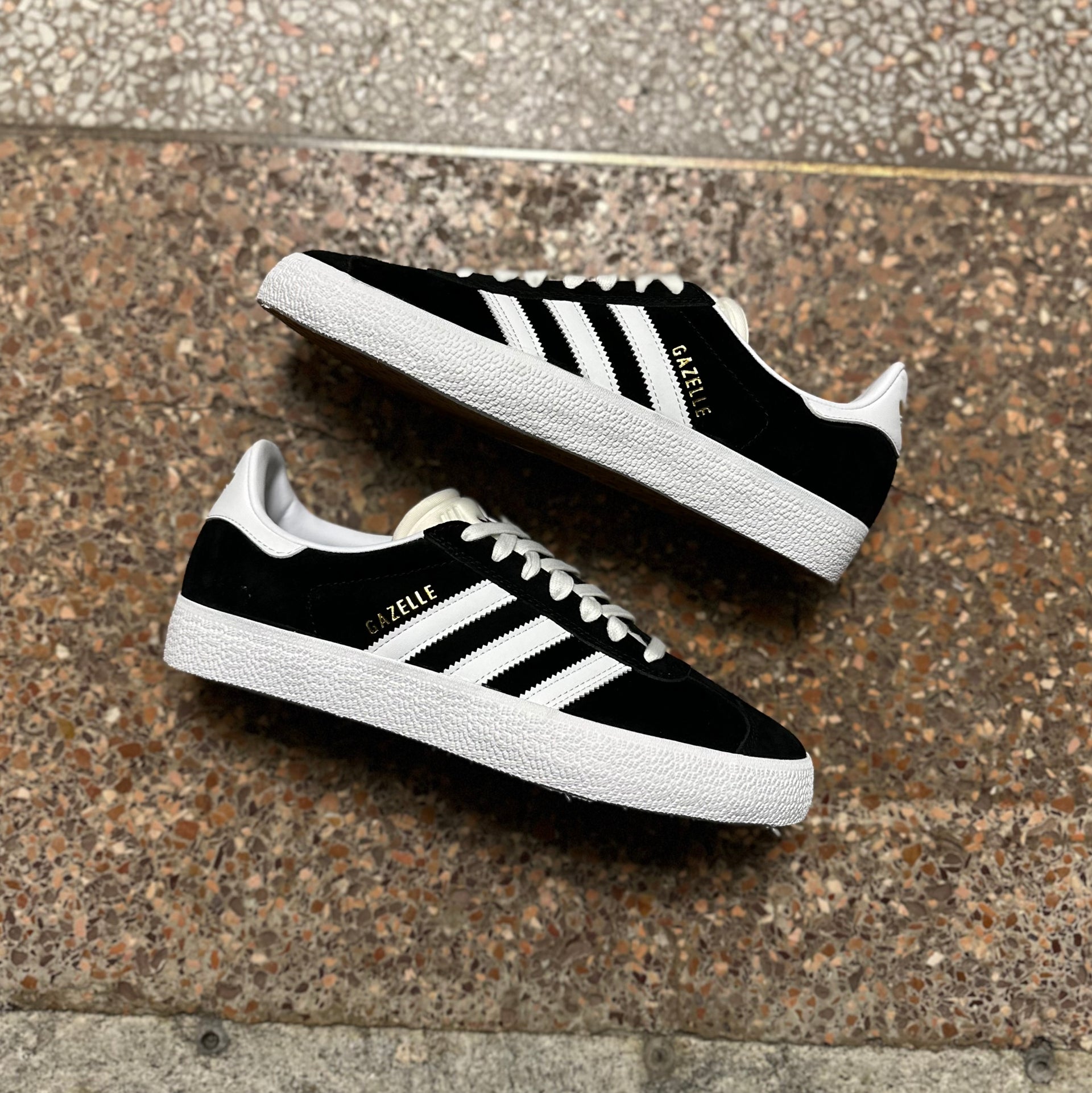 GAZELLE ADV – Blacklist