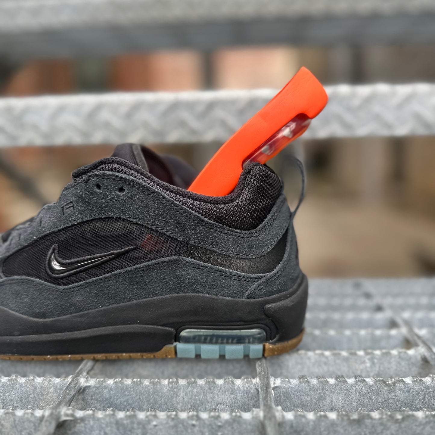 AIR MAX ISHOD (BLACK)