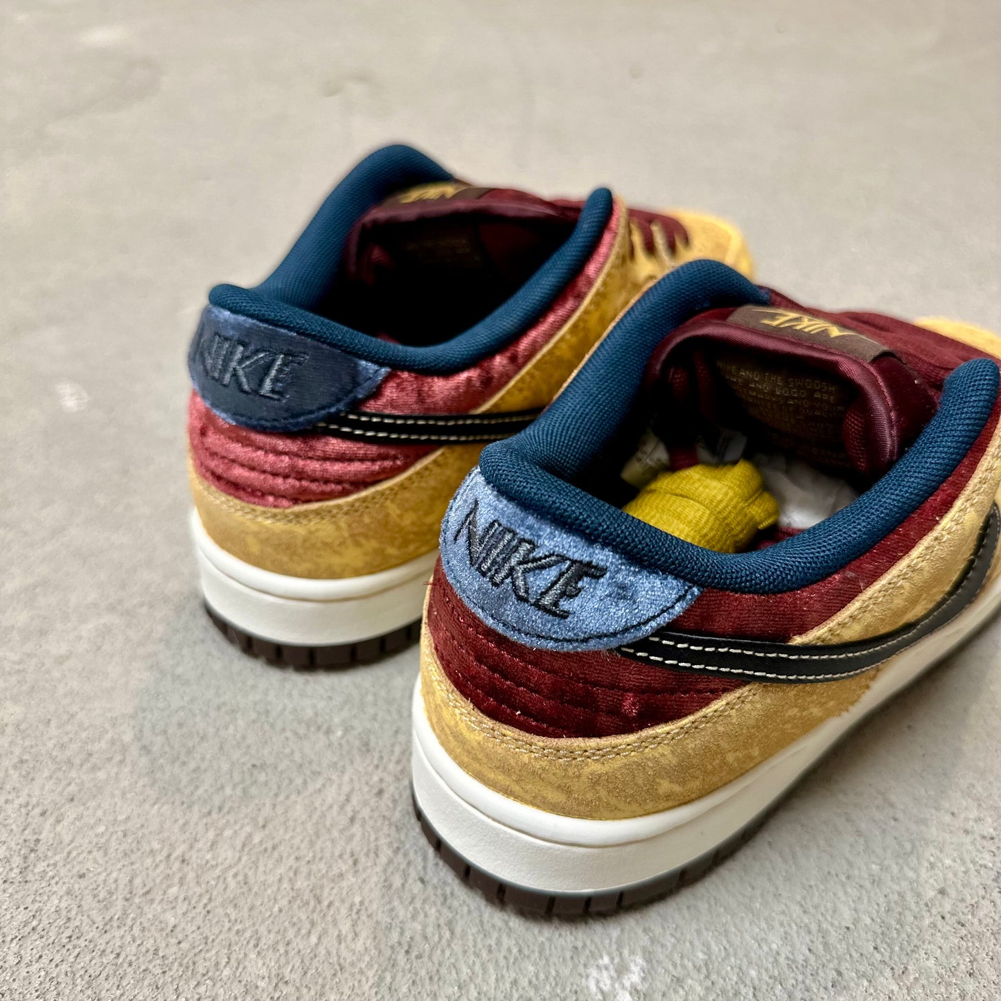 DUNK LOW PRO (CITY OF CINEMA)