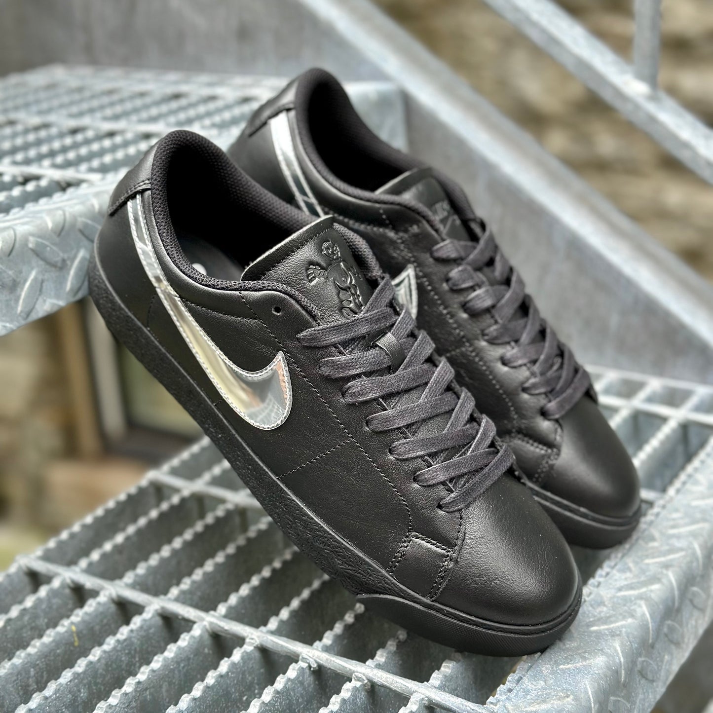 ZOOM BLAZER LOW QS X DANCER