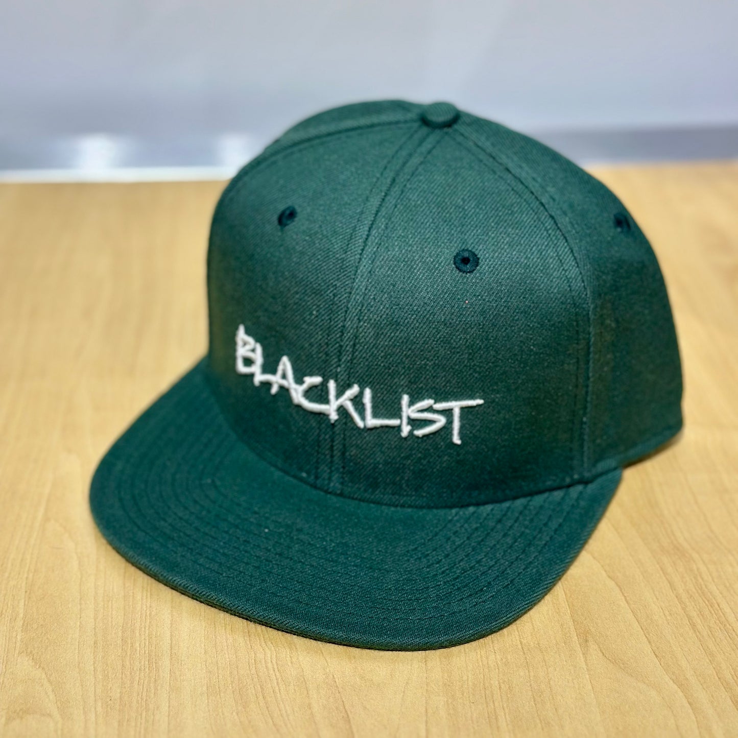 BLACKLISTRIGTHE SNAPBACK