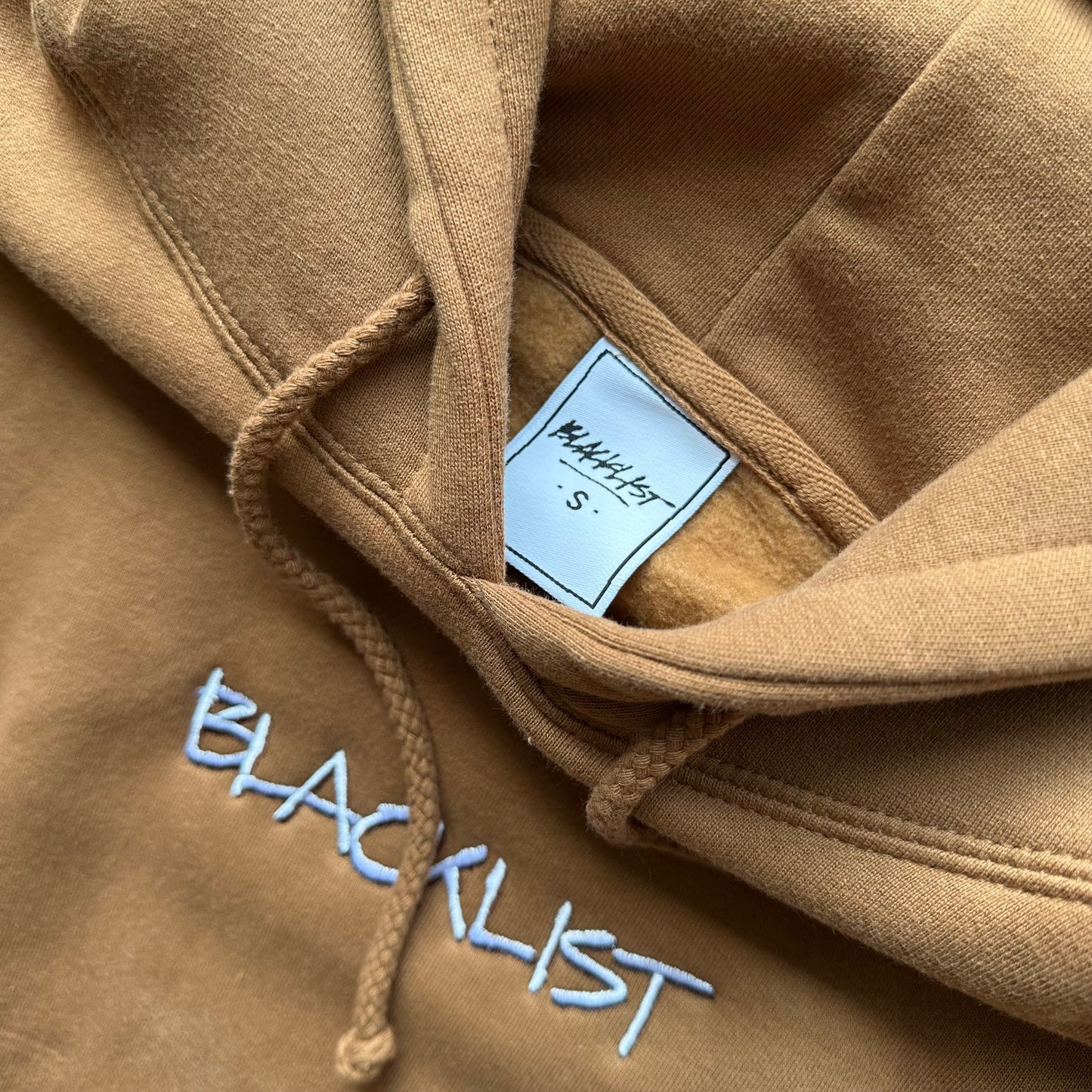 BLACKLISTRIGTE LOGO HOODIE