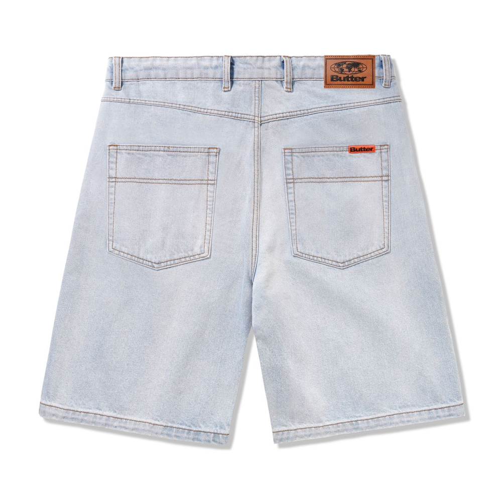 LIGHT BLUE BAGGY DENIM SHORTS