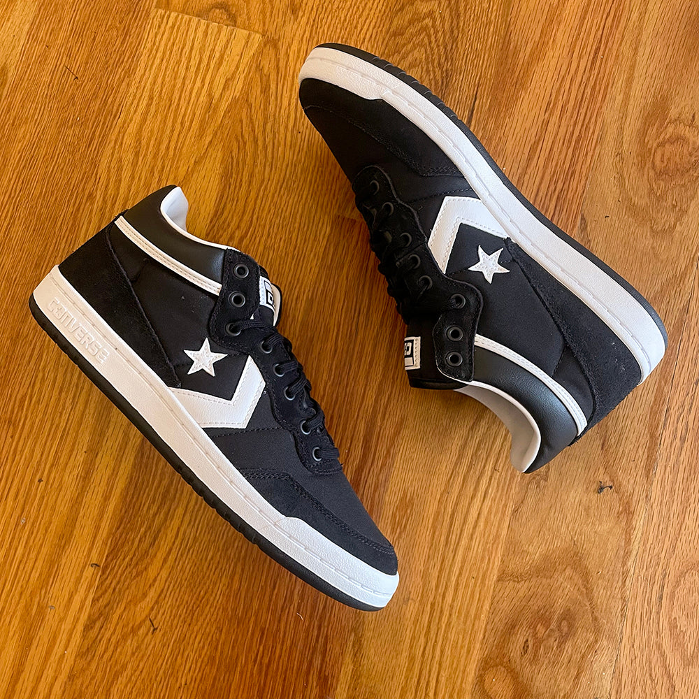 cons fastbreak pro mid