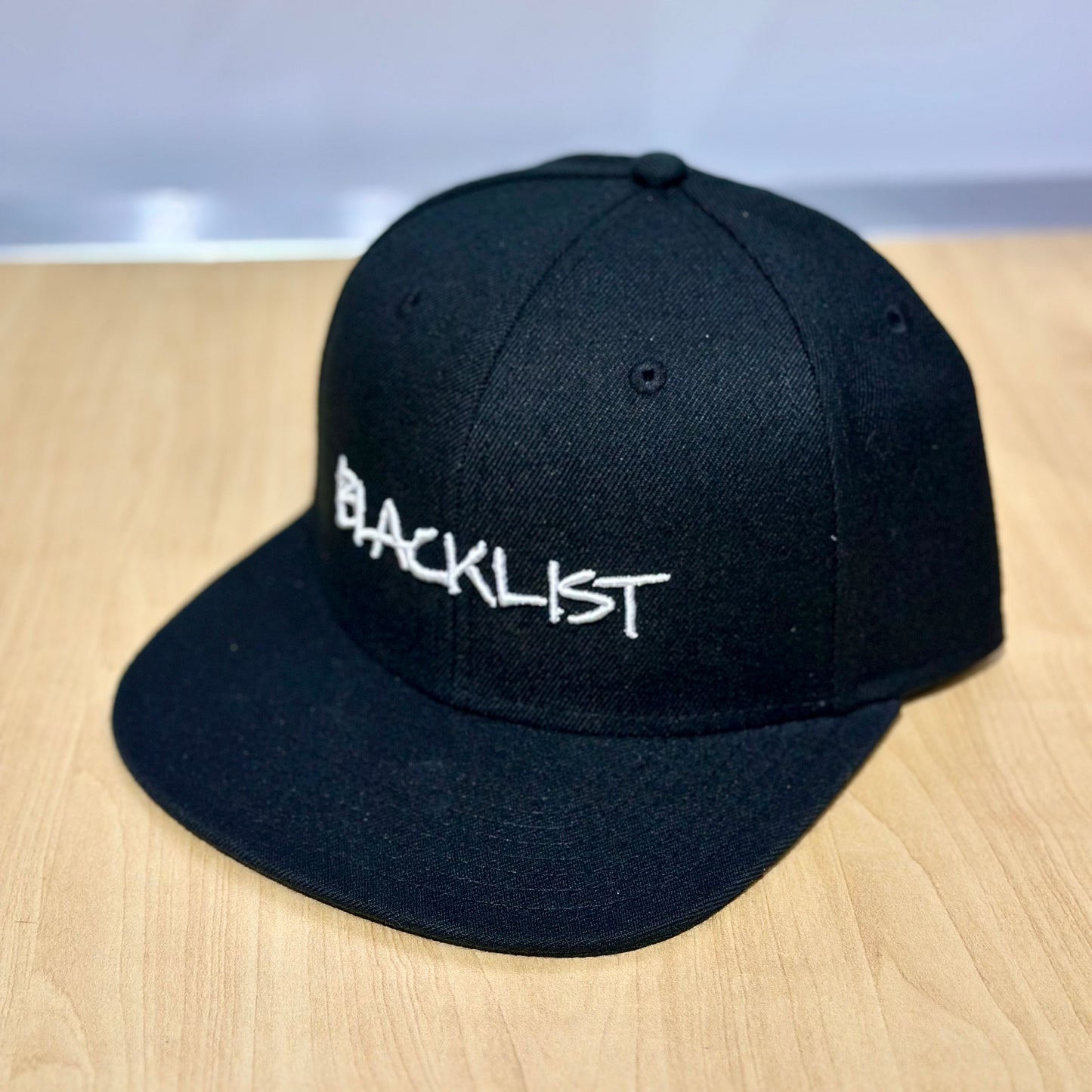 BLACKLISTRIGTHE SNAPBACK