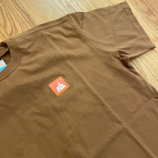 EMBROIDERED SB PATCH TEE