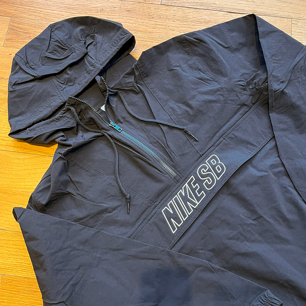 BLACK ANORAK SKATE JACKET