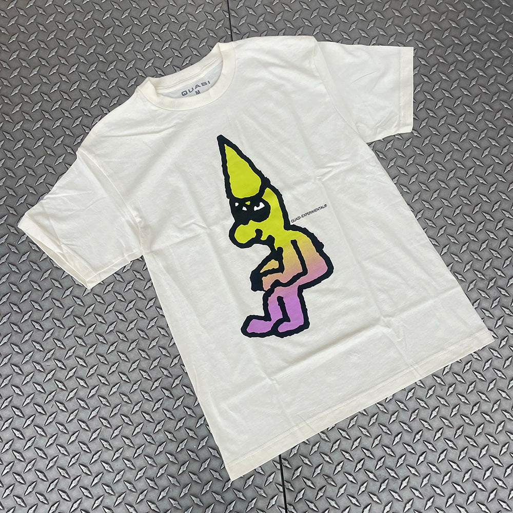 SITTING TEE