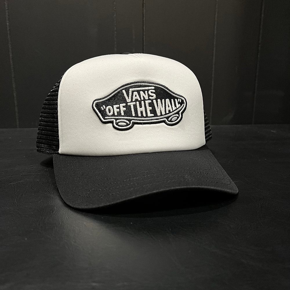 CLASSIC PATCH TRUCKER HAT