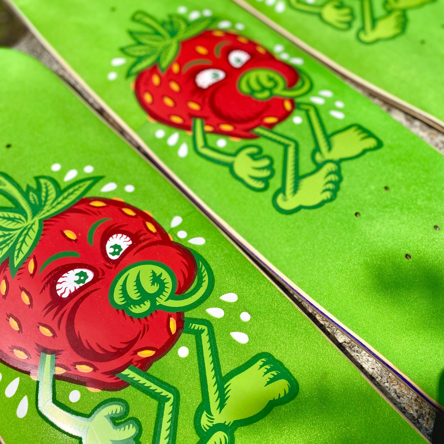 STRAWBERRY COUGH DECK (FLOCKED)